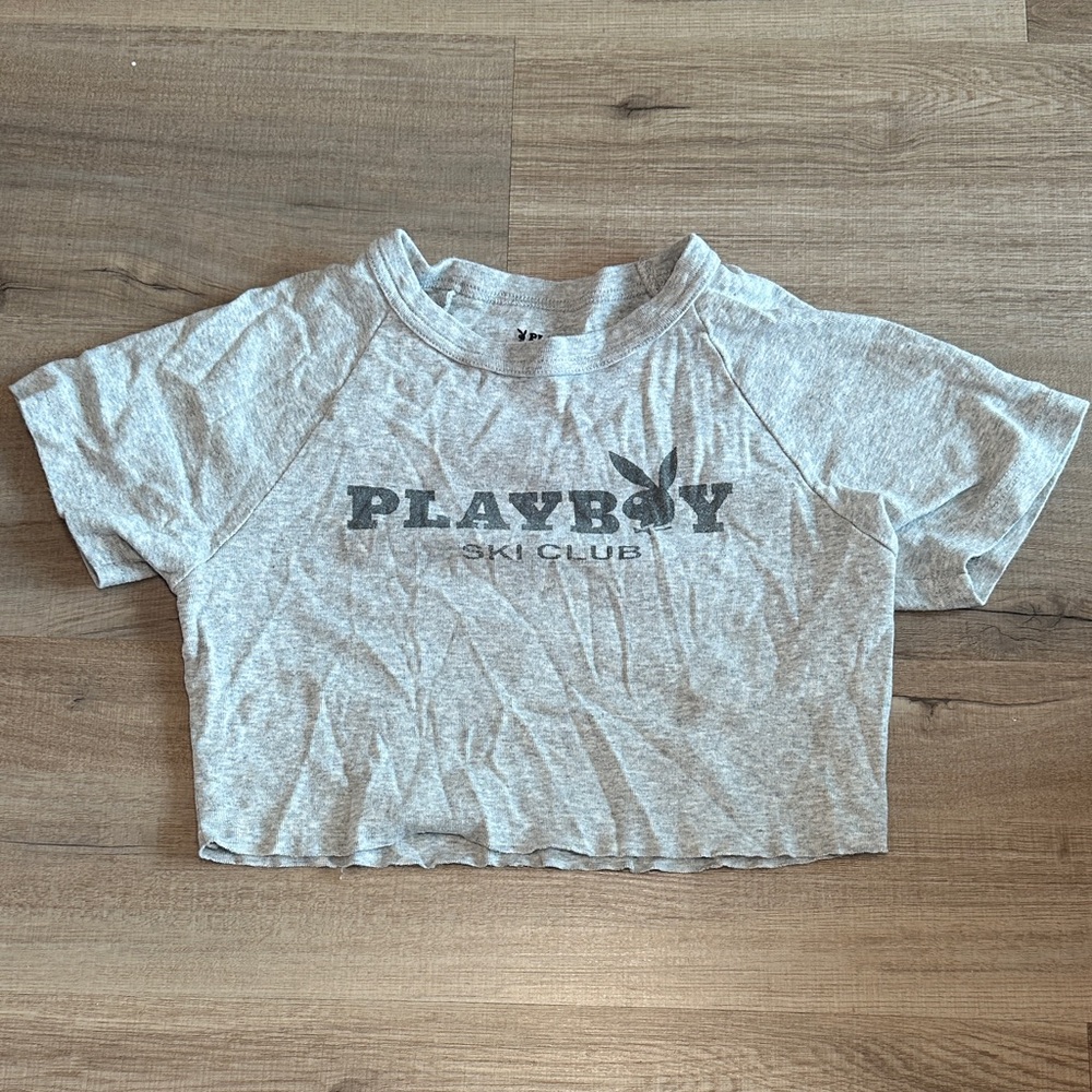pacsun PLAYBOY Gray Graphic Crop Tee with Ski Club Logo